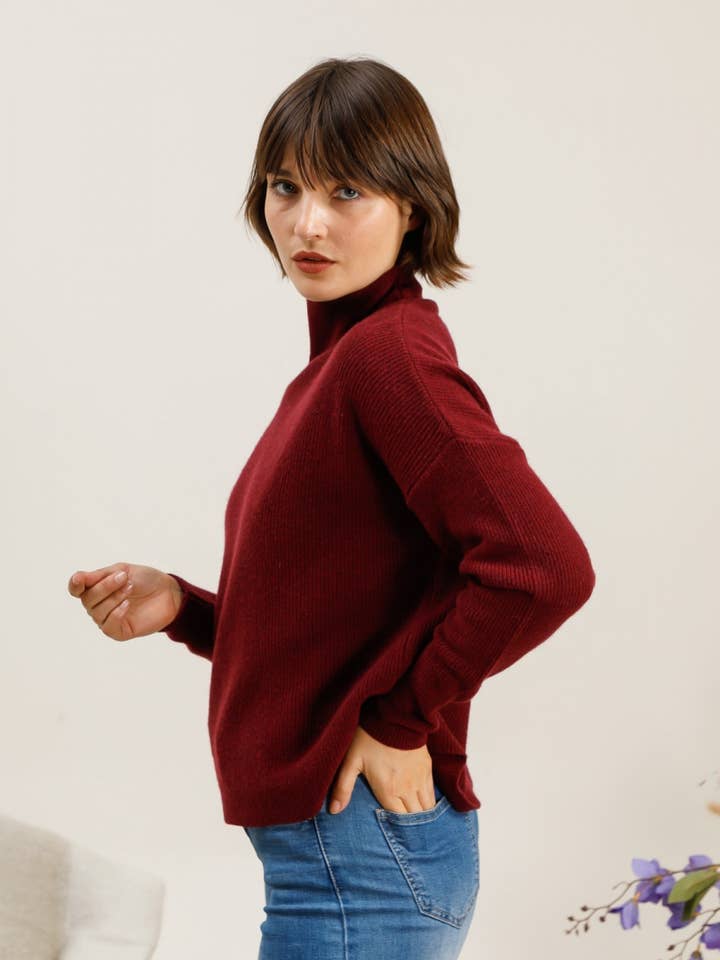 NAÏS PARIS - Wholesale Knit Sweater - Women's - High-neck long-sleeve sweater 100% extra fine merino wool5