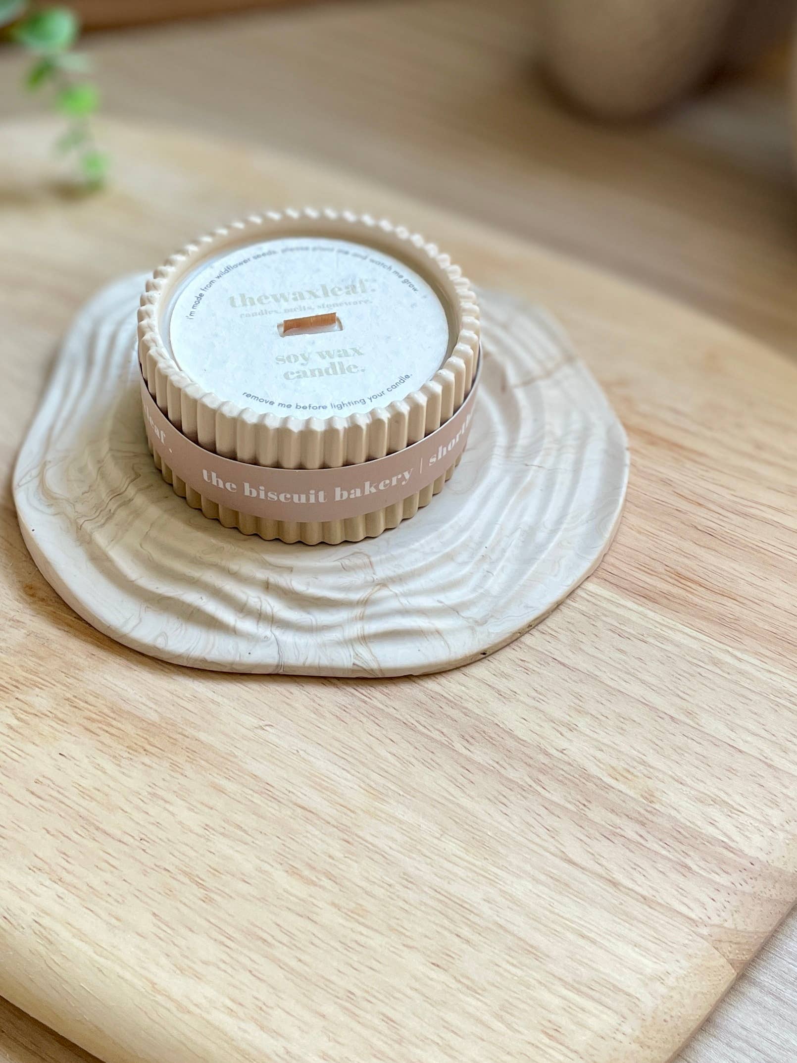 The Wax Leaf Candle Co – wholesale Jar/filled candle – Biscuit Bakery Luxury Soy Candle / Sweet Neutral Candle3