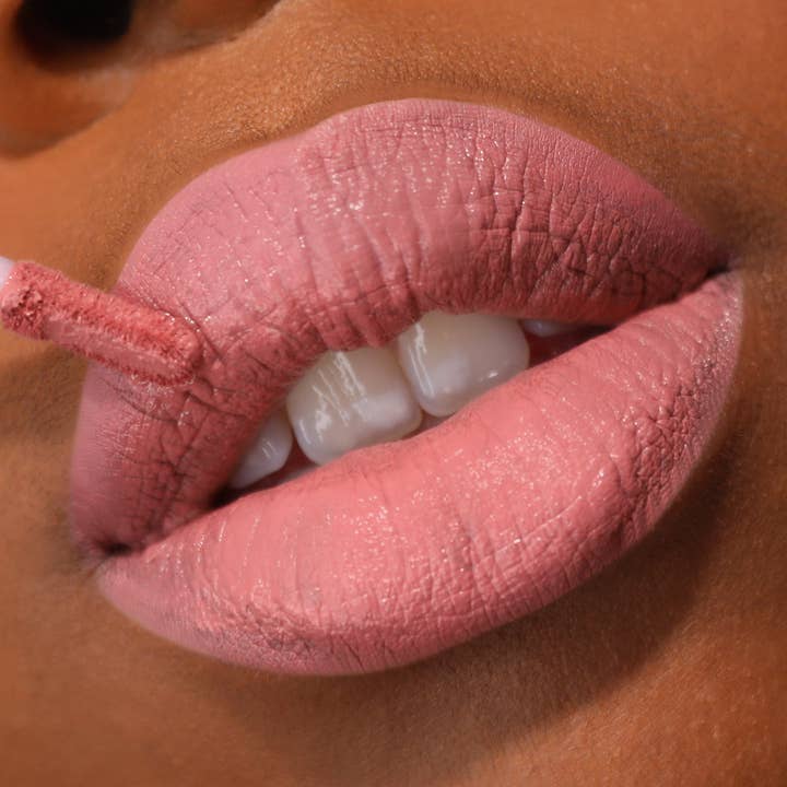Moira Cosmetics - Wholesale Lipstick - Lip Divine Liquid Lipstick (020, Amused)