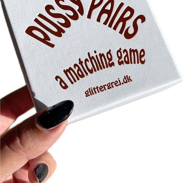Pussypar - ett matchande spel för wholesale av Glittergrej