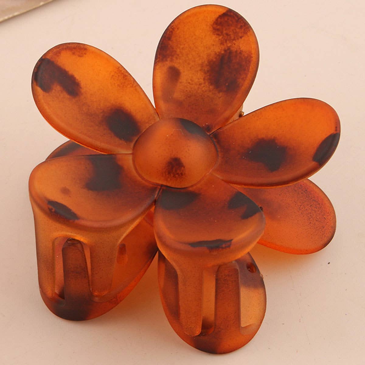 ACCITY - Wholesale Hair Clip - Women's - Matte Floral Hair Claw Clip–Cute & Strong Hold_CWAHA0731022