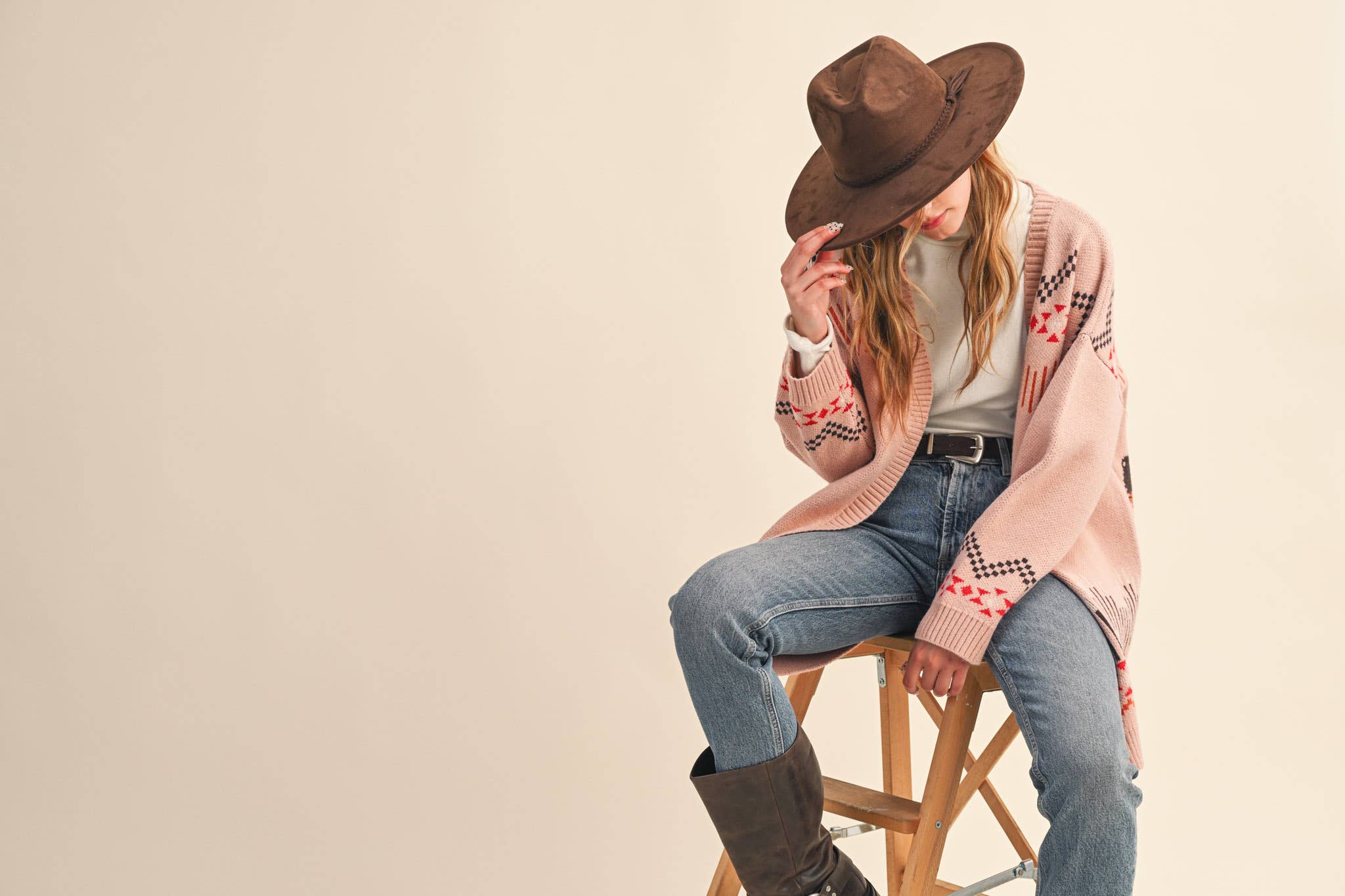 &MERCI - Wholesale Cardigan - Women's - WESTERN MOTIF SWEATER CARDIGAN MSW111356