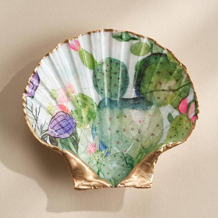 Plat de pétoncles à la fleur de figuier de Barbarie|Or pour la vente par Shell Yeah By Jaks LLC