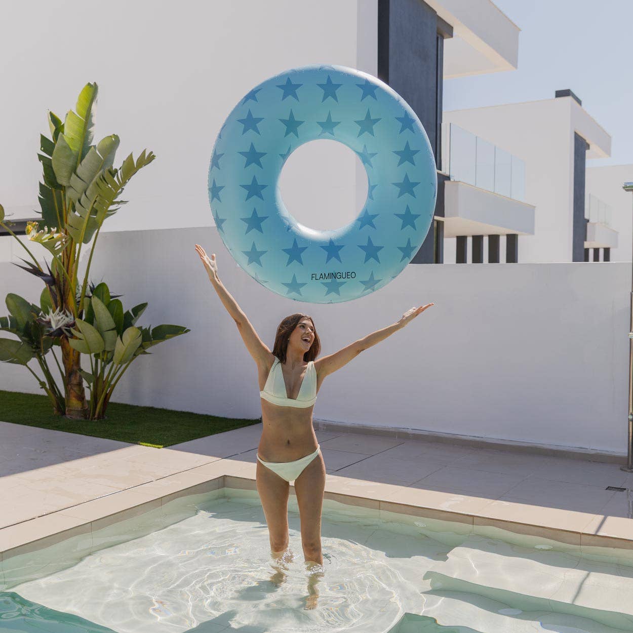 Flamingueo - Vendita all'ingrosso Accessori da spiaggia - Ciambella galleggiante blu8