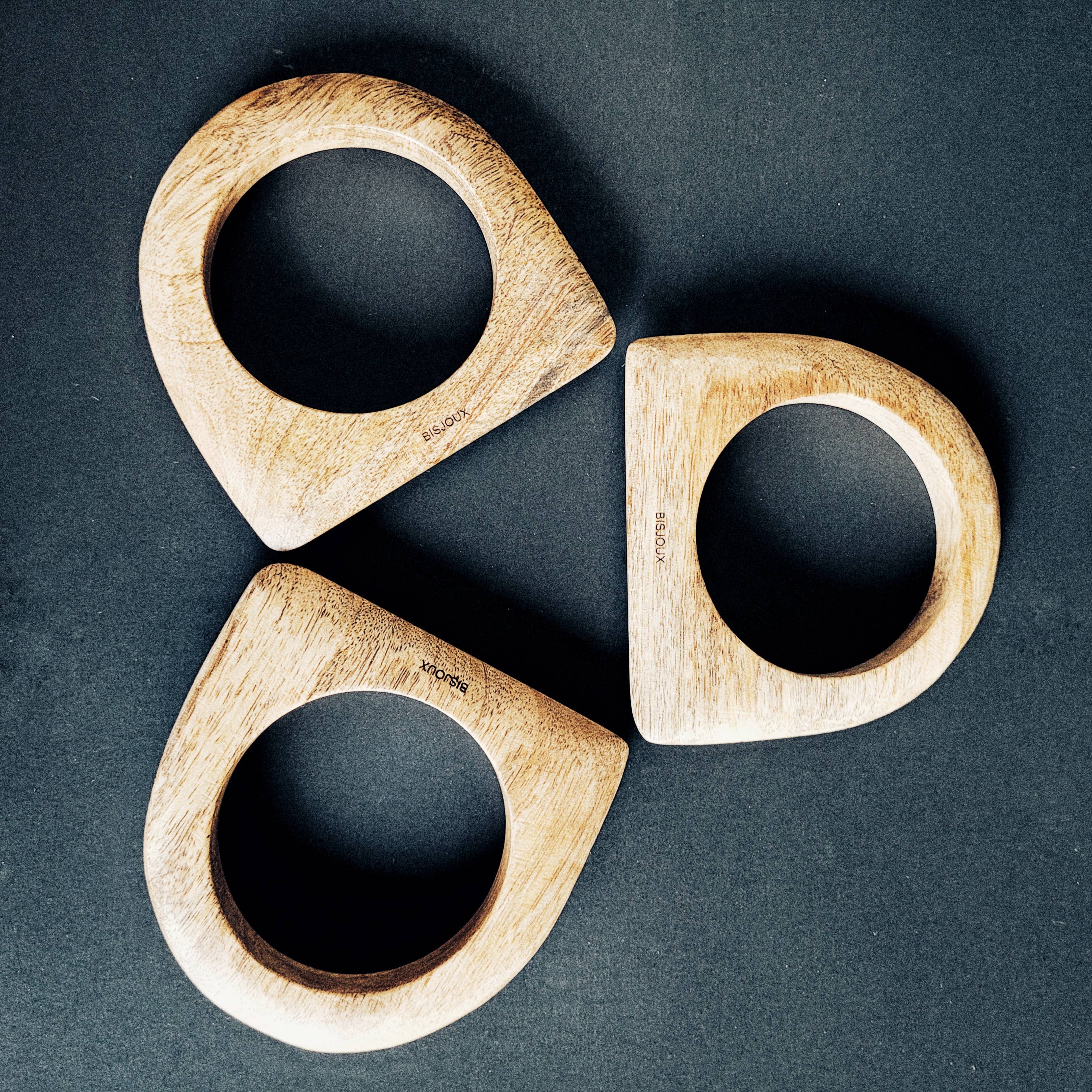 Bisjoux - Wholesale Bangle Bracelet - Bare orchard wood designer bangle bracelet0