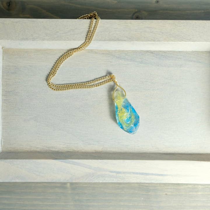 BlueButterflyBazaar - Wholesale Pendant/Charm Necklace - Reylo Kyber Crystal Necklace Yellow and Blue for Rey and Ben Solo crystal Star Wars Gift