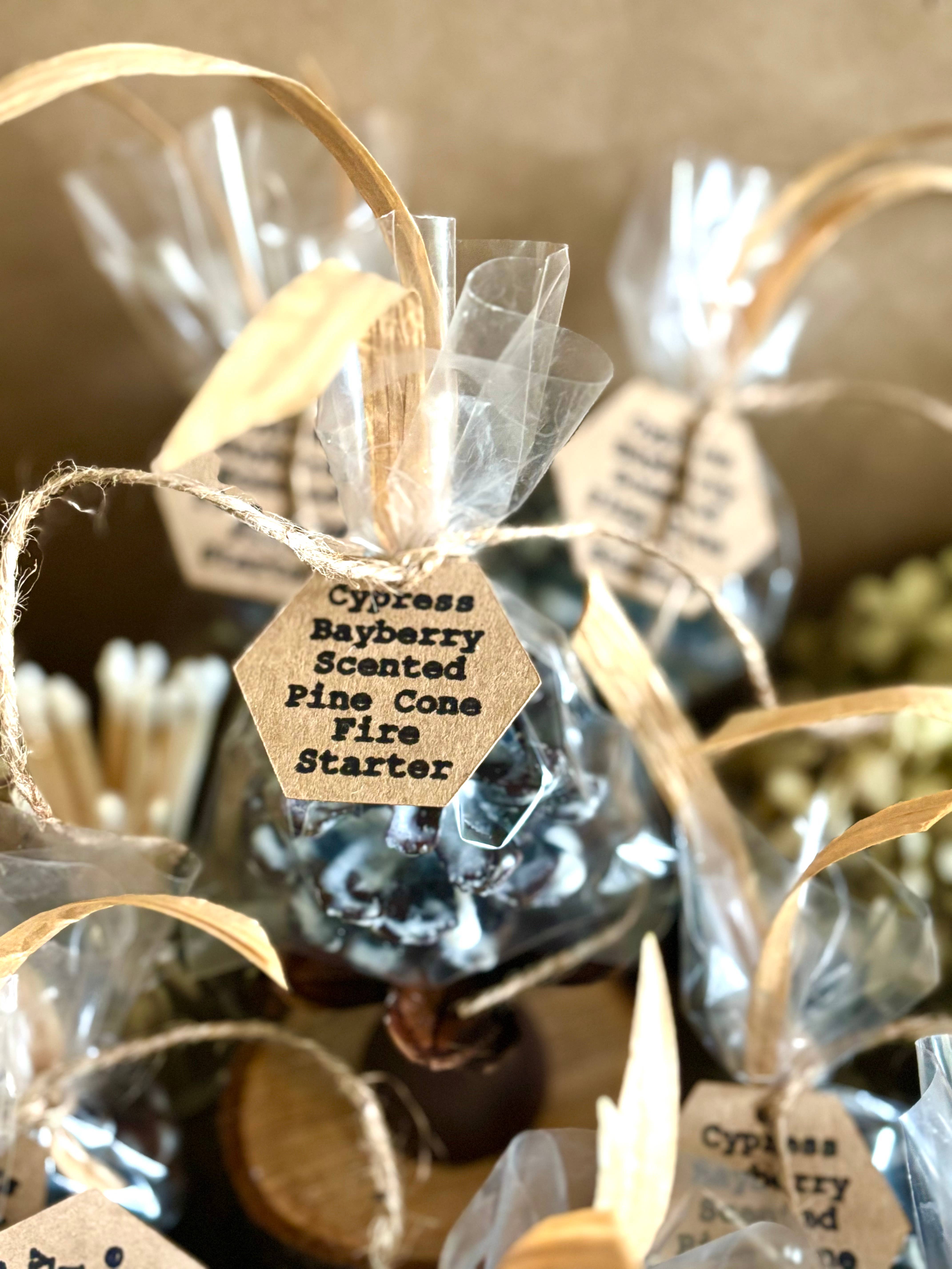 Mana Market Co. - Vente Cadeaux pour invités - Cônes de pin allume-feu cadeaux et souvenirs5