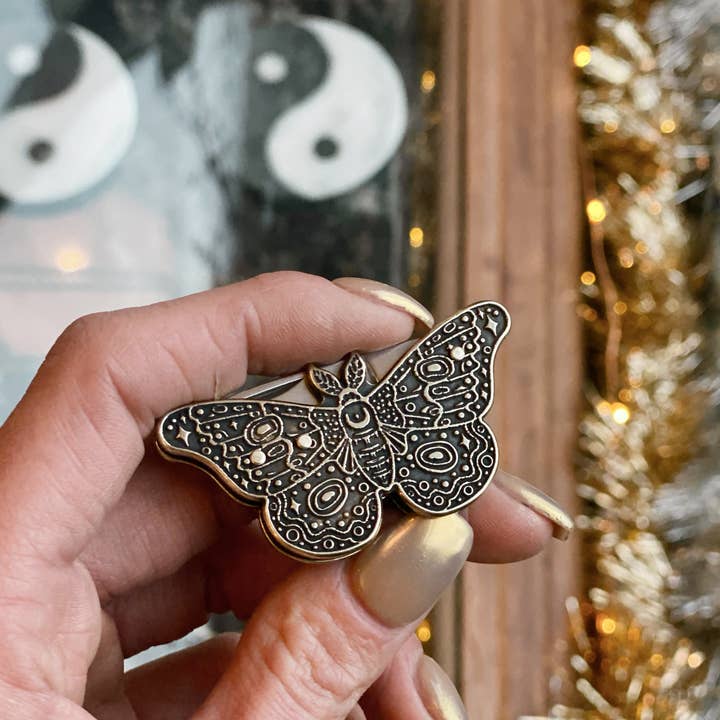 CIVAL Collective - Wholesale Pocket Knife/Holder - Empress Moth Pocket Knife2