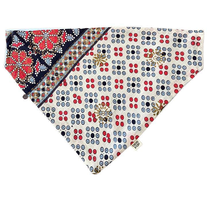 Bandana Boho à enfiler recyclé pour la vente par True Pup