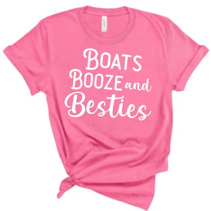 T-shirt Boats Booze Bestie, maglietta per feste o cappello da camionista per la vendita all'ingrosso da parte di The Candy Collections