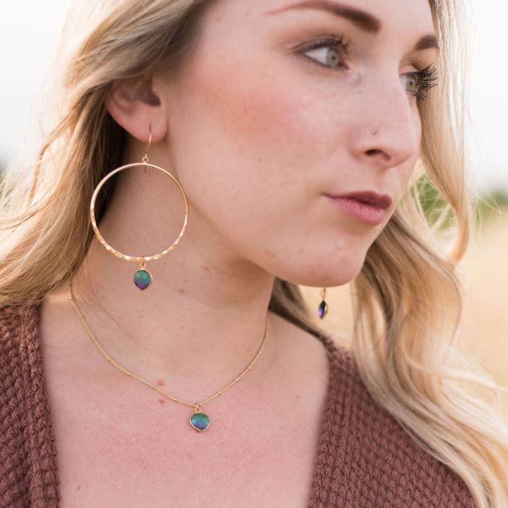 Moxie Collective (formerly Atonement Design) - Wholesale Choker/Collar - Iridescent Quartz Heart Choker2