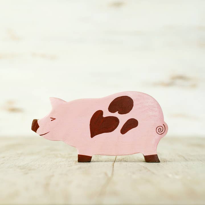 Wooden toy Pig figurine Farm Animals Kids Farm Toy for wholesale by Wooden Caterpillar Toys