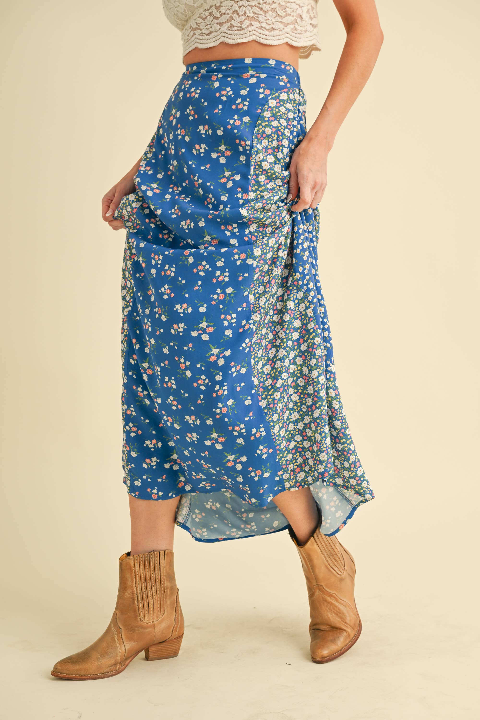 AEMI + CO - Wholesale Skirt - Women's - 745BK Melanie Skirt 144