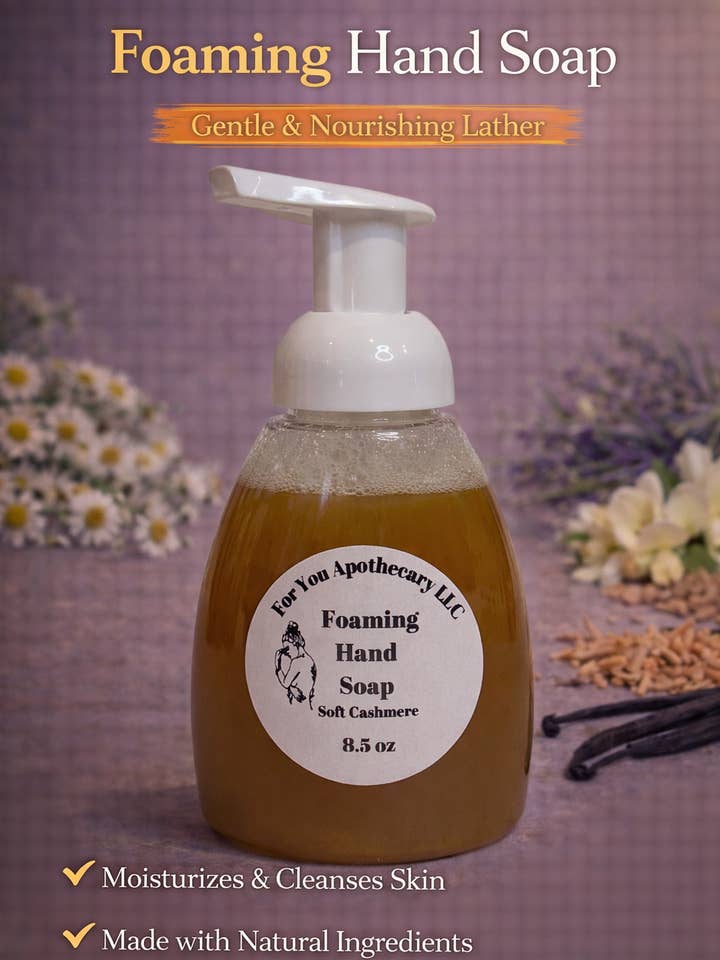 Savon moussant pour les mains pour la vente par For You Apothecary LLC
