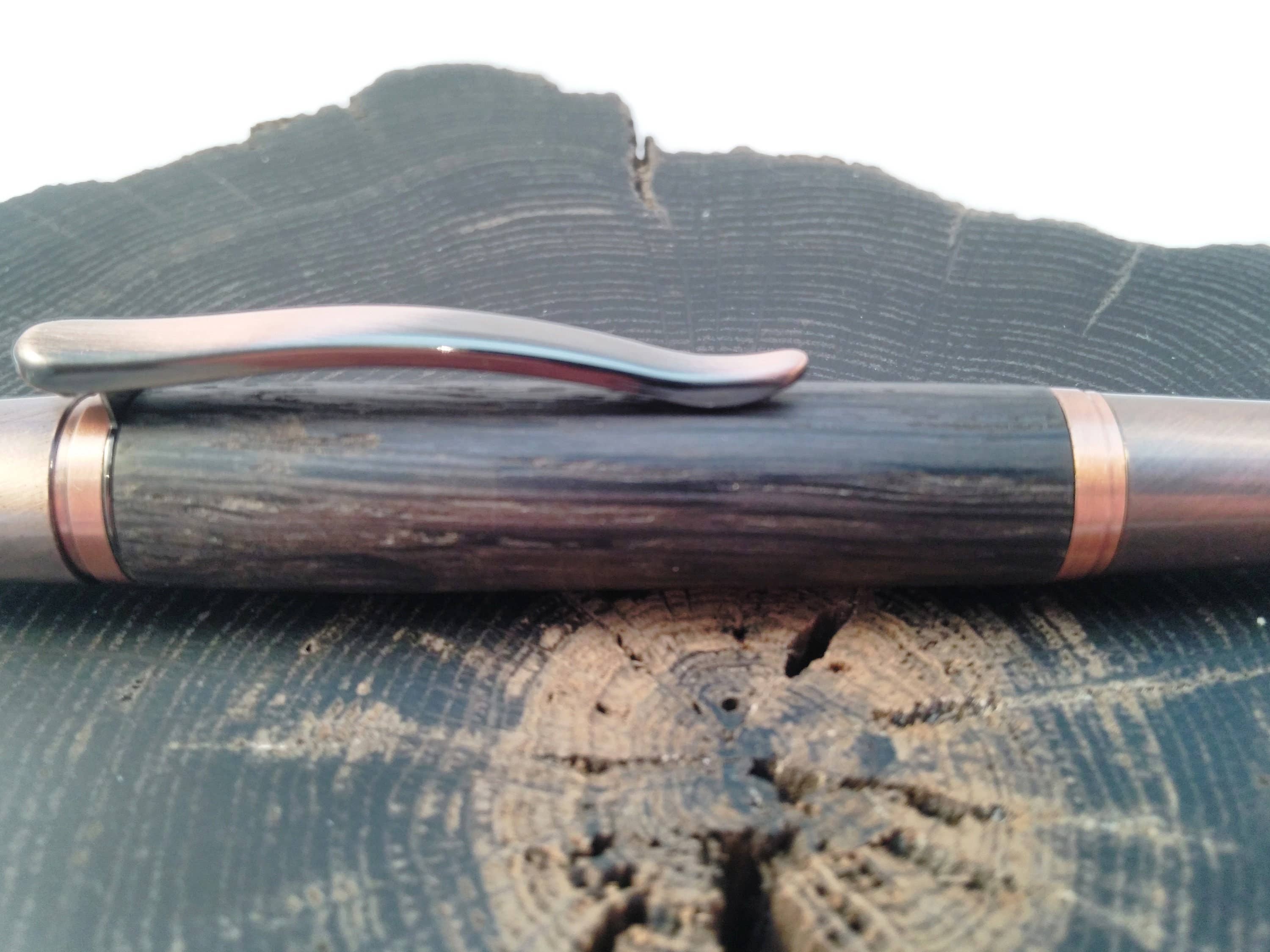 Bog and Brass – Großhandel Stift – Antiker Stift aus Kupferholz, personalisiertes Geschenk zum 7. Jahrestag.2