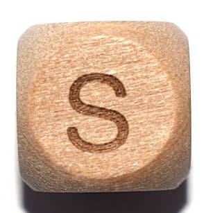 Letter S Cube 12 mm Legno naturale per la vendita all'ingrosso da parte di Fais-le toi-même