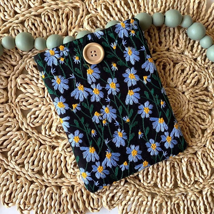 Blue and Black Daisy Kindle Paperwhite Sleeve for wholesale by BirdieQPlusTwo - Holly Deskin