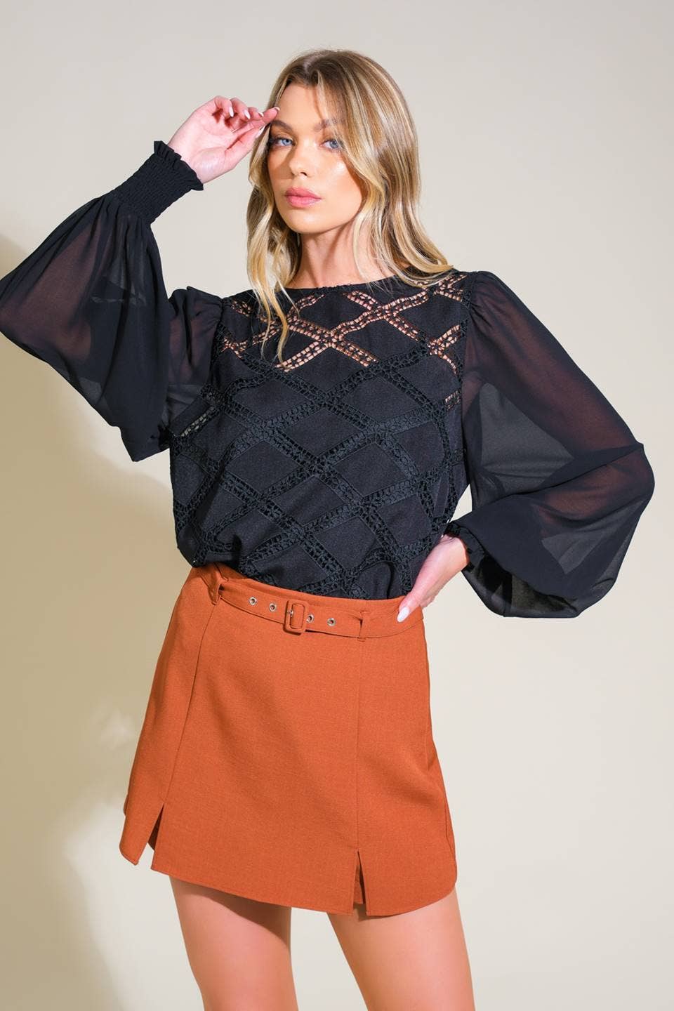 A lace/solid woven top - IT13226 BLACK for wholesale on Faire