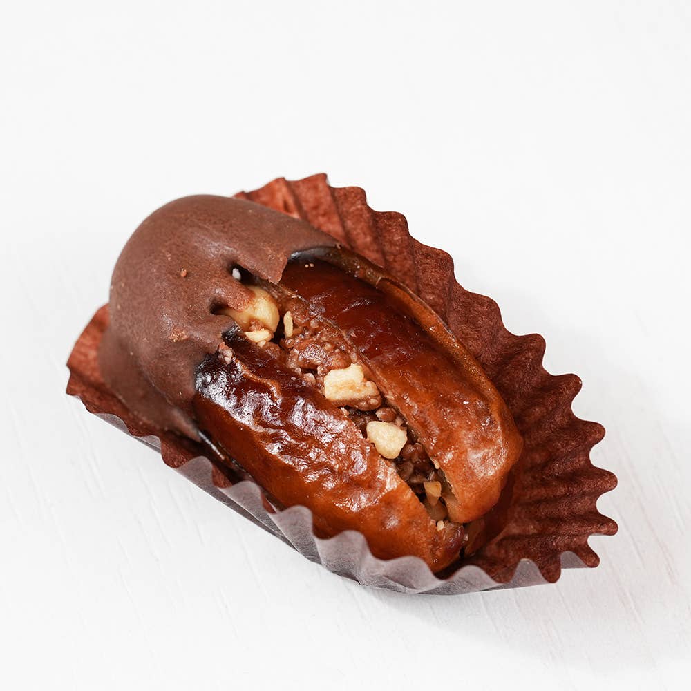 Mercede&Co – Engroshandel Chokoladeæsk – Dadler fyldt med hasselnød og chokolade1