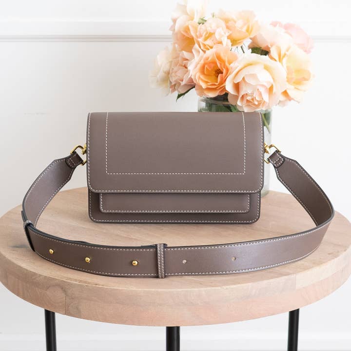 AALLYN – Großhandel Umhängetasche - Damen – Ingrid Umhängetasche - Leder36