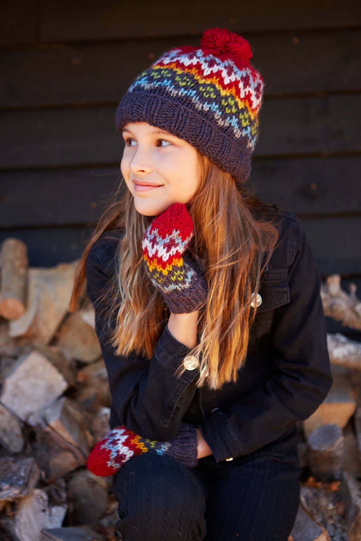 Pachamama Ltd – Engroshandel Vanter - Børn – Børn Clifden Strikkede Uld Fair Isle Vanter Marineblå Rød3