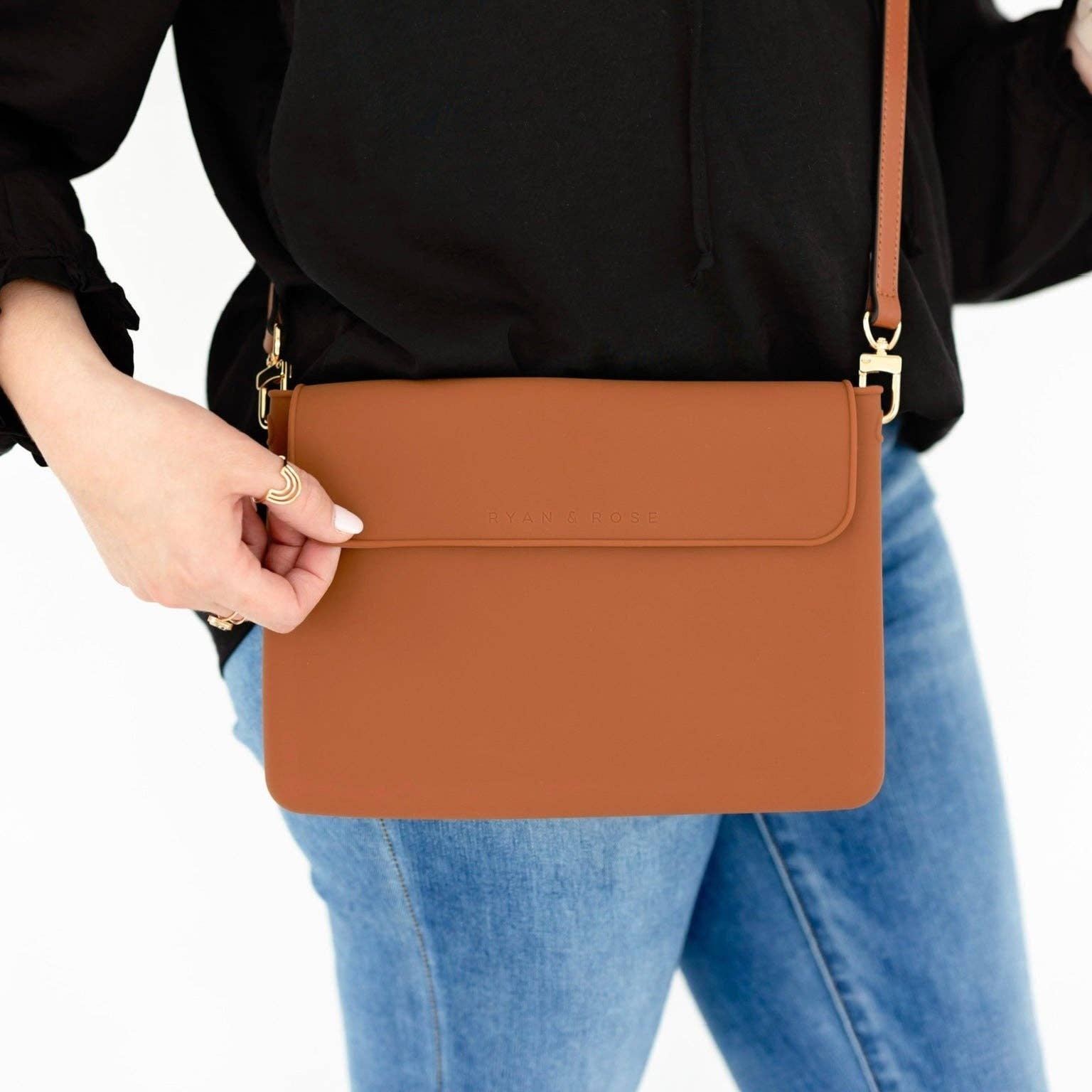 Ryan & Rose – wholesale Crossbody bag – Women's – Silicone Crossbody2