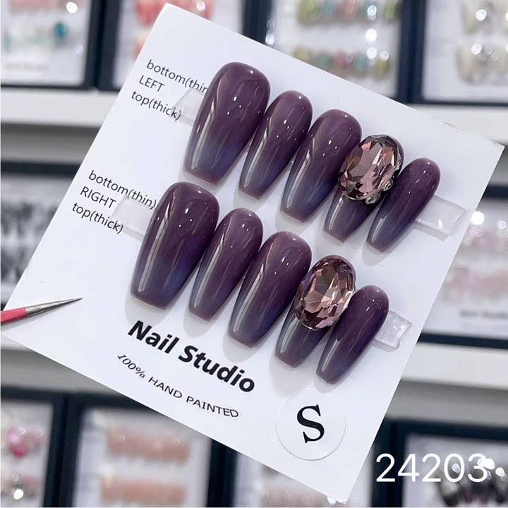 handgemachte Presse auf Nägeln 24203 für den Großhandel von foamboxnail