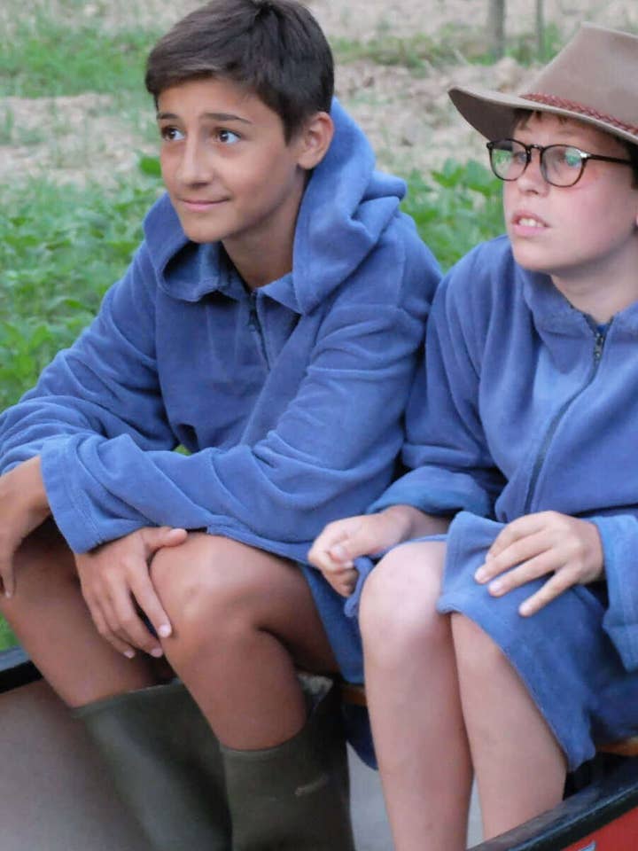 Deep Blue | Teens Zip Towel for wholesale by Capimiri