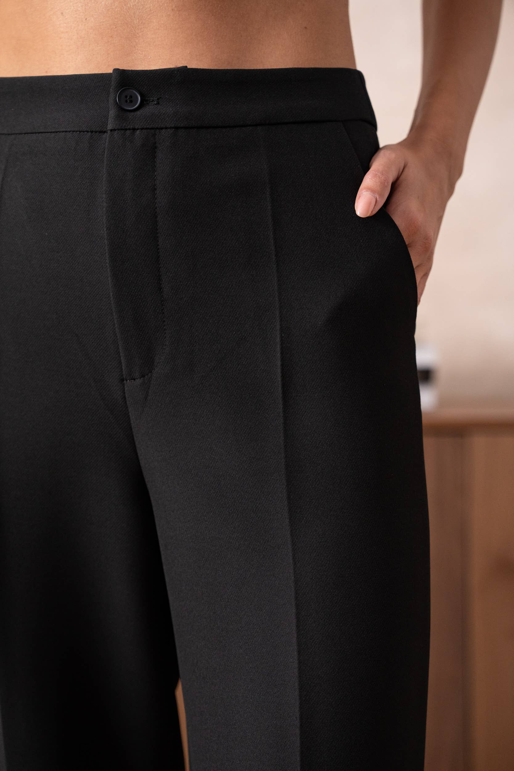 Attentif Paris - Wholesale Pants - Women's - [Signature] Long straight-cut pants26