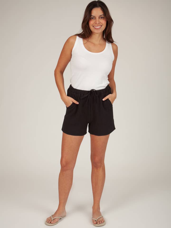 Leichte schwarze Mullshorts aus Baumwolle für den Großhandel von Lazypants