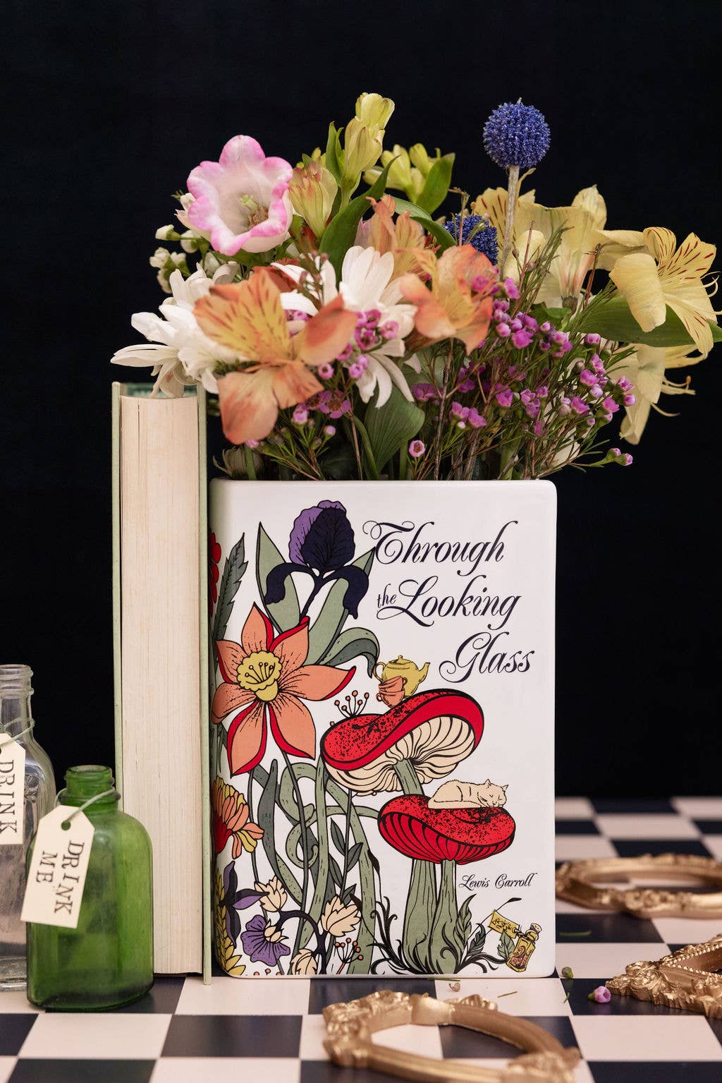 Steel Mill & Co UK - Vente Vases - Vase à livres, de l'autre côté du miroir8