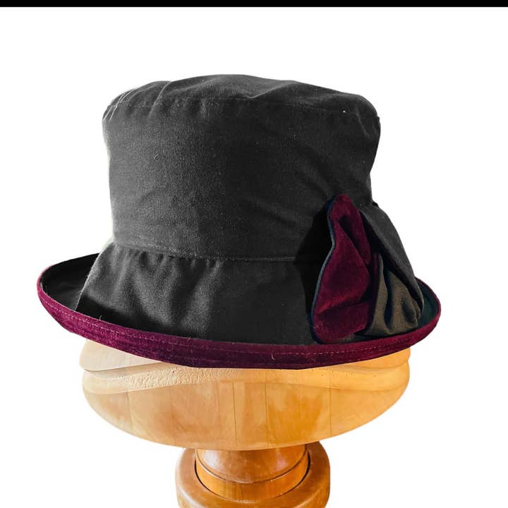 Peak & Brim Hats - Wholesale Fedora - Women's - Zara Ladies Waxed Rain Hat in Black & Burgundy, Waterproof3