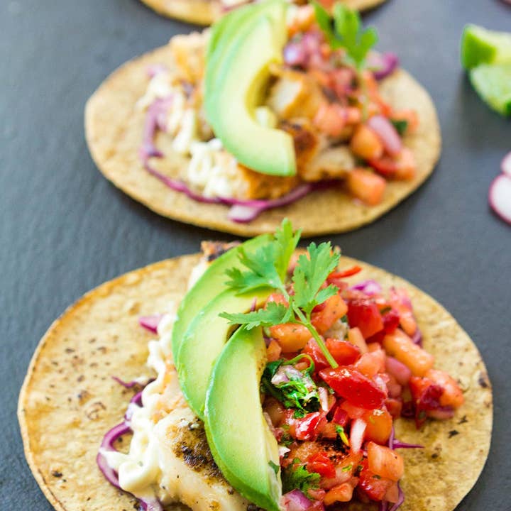 Super Delicious LLC - Wholesale Hot Sauce - Thai Hot Sauce - Original (6oz bottle)1