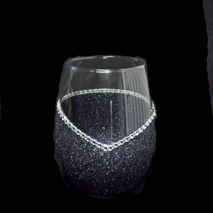 WineyBitches.Co - Wholesale Wine Glass - Flamerica Flamingo – Handmade Glittery Bling Wine Glasses (4th of July Collection)12