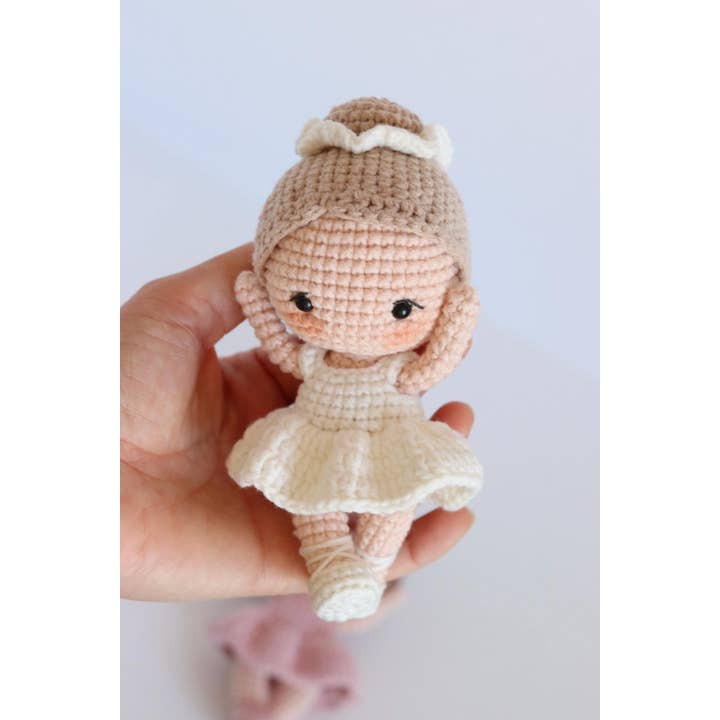 TOMOPOD LLC - Wholesale Stuffed/Plush Toy - Kids & Baby - Crochet Ballerina Dolls, Lovely Amigurumi Doll Wearing Dress7
