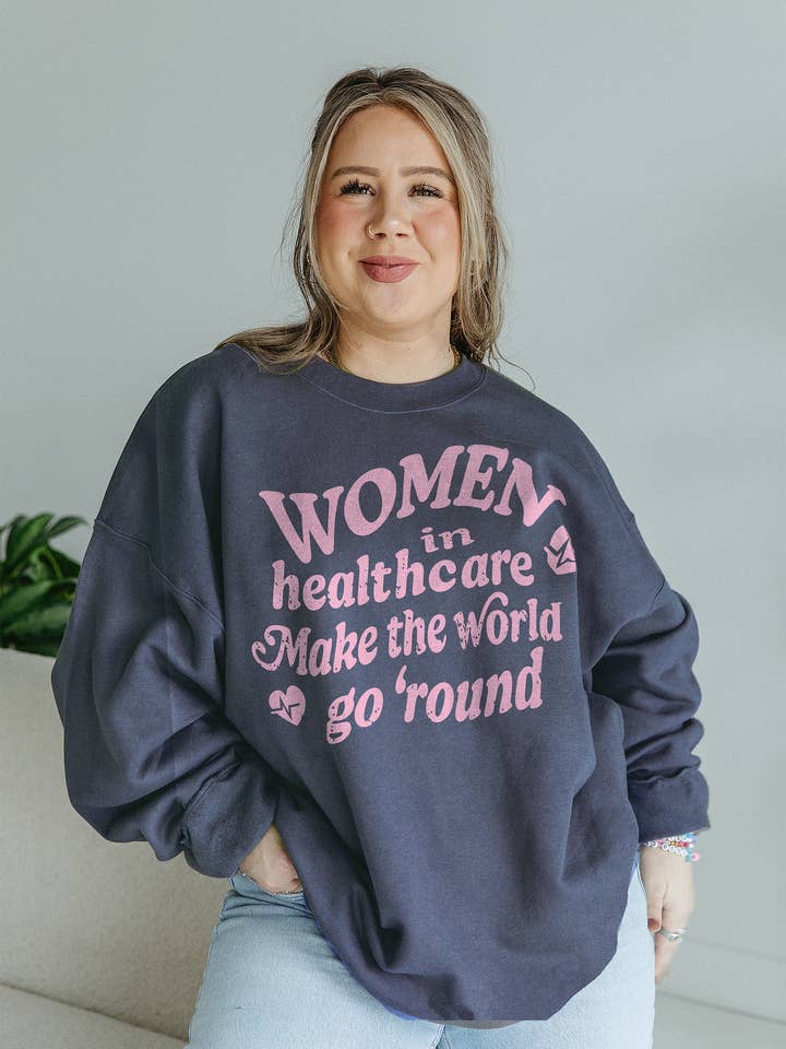 Kvinder i sundhedssektoren sweatshirt for engroshandel hos Girl Tribe Co