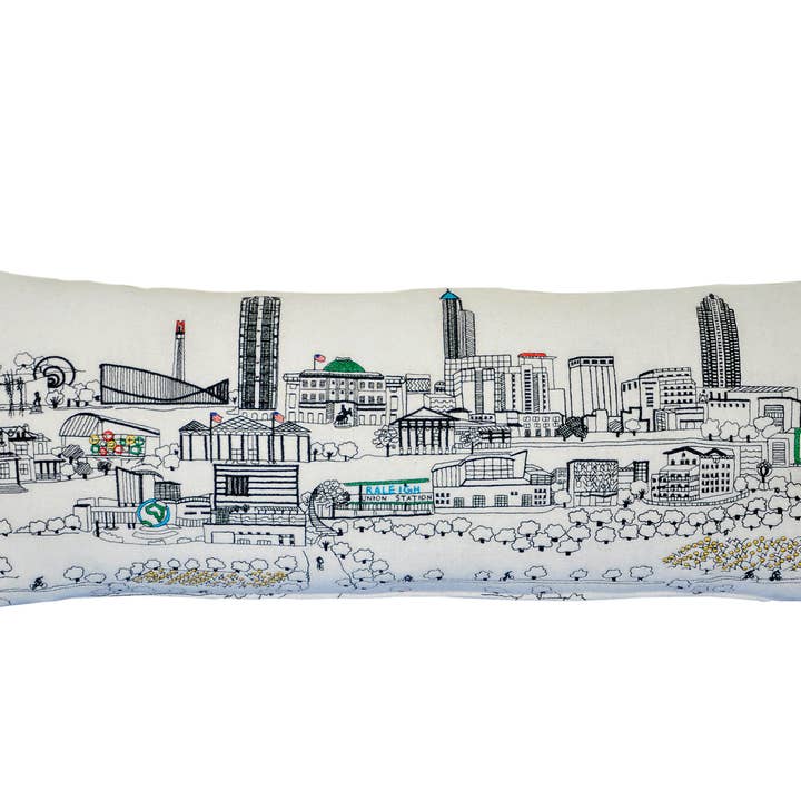 Almohada Queen Raleigh de 35" x 35,5 cm. para venta al por mayor de Beyond Cushions Corporation