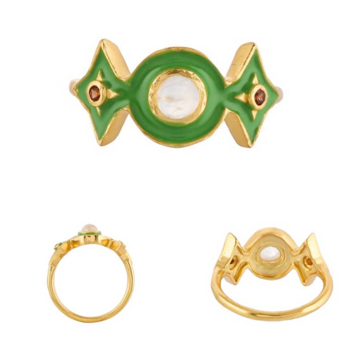 Anillo de plata vermeil esmaltada con granate y piedra lunar «I Am Plenty» para venta al por mayor de Misteerious Seed