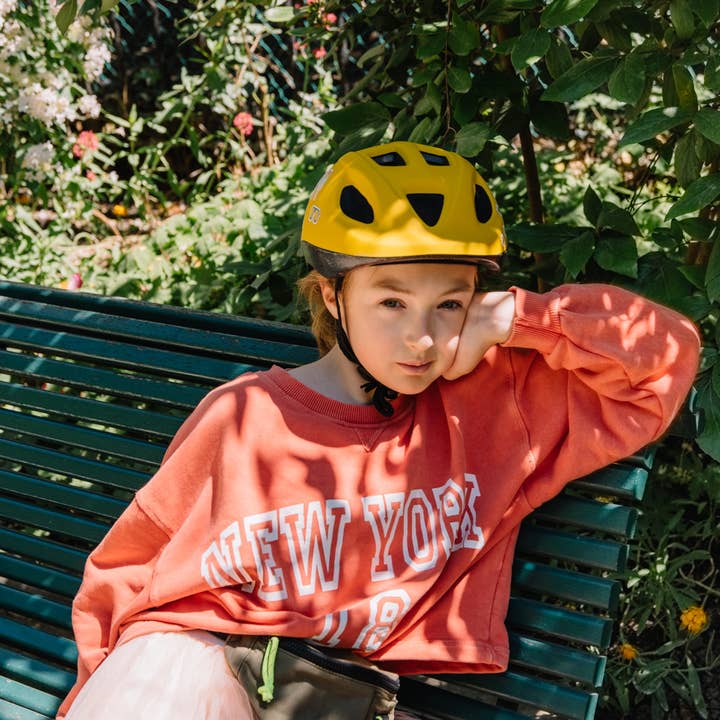 MUSTARD ROLLING HELMET SIZE S for wholesale by MON ZOLI CASQUE