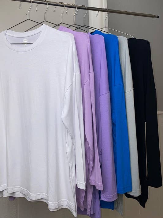 HT005 SPACCO LATERALE SUPERIORE A MANICHE LUNGHE SEMPLICE BASIC LOOSE FIT per la vendita all'ingrosso da parte di HEIMISH