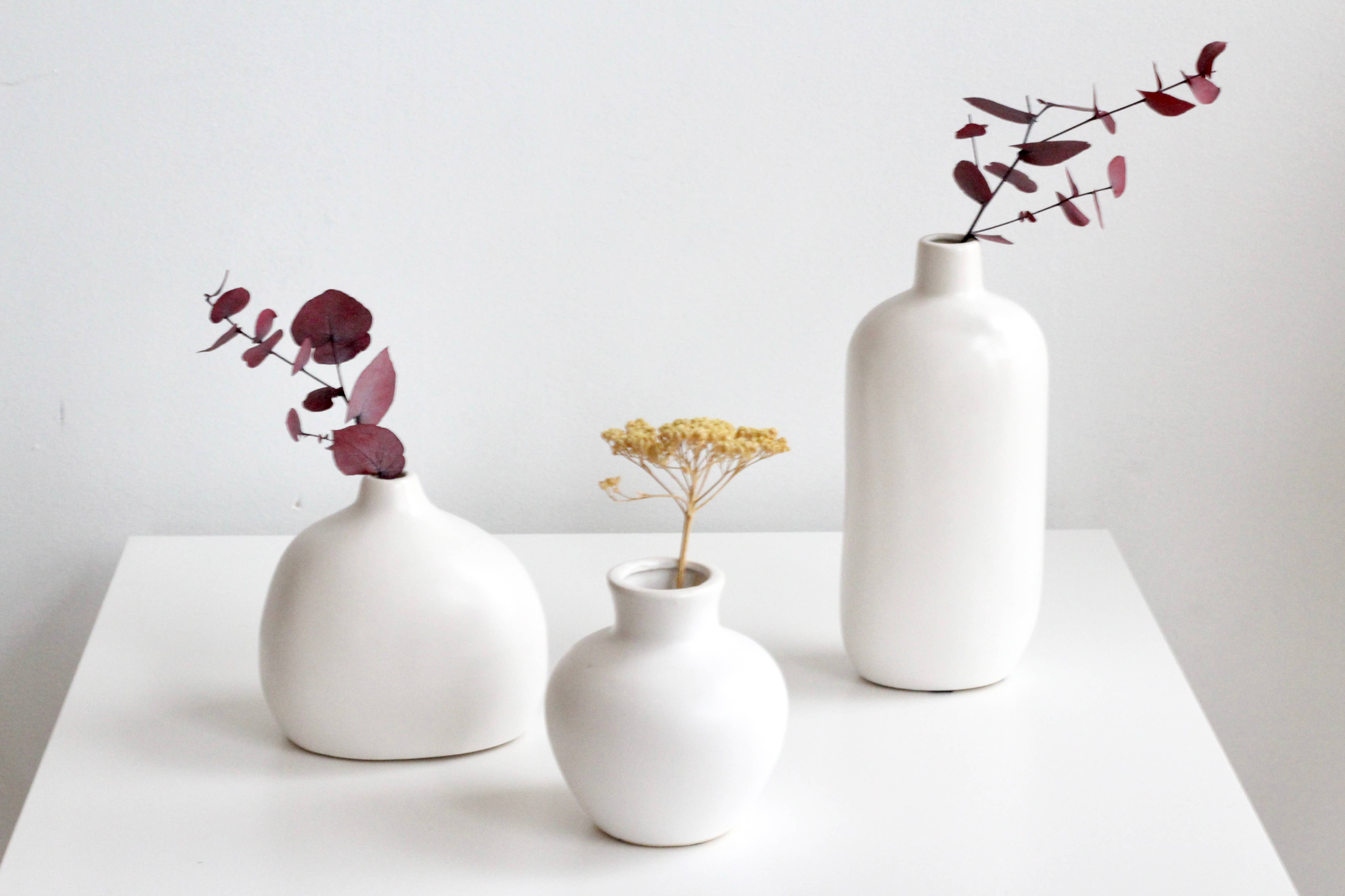 Sprout & About - Wholesale Vase - Bud Vases in Matte White2