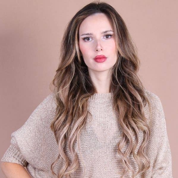 Serata Batwing Sweater and other Purchase Wholesale accessori moda mare. Free Returns & Net 60 Terms on Faire trending on Faire.