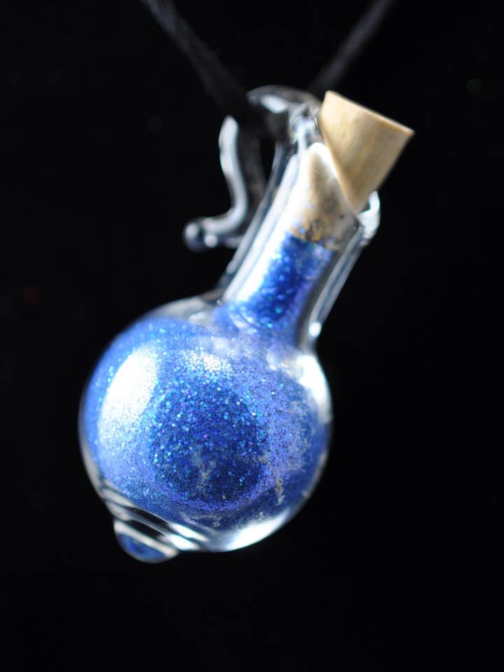 Collar de Botella de Cristal con Polvo de Hada Azul para venta al por mayor de Crystal Dragon