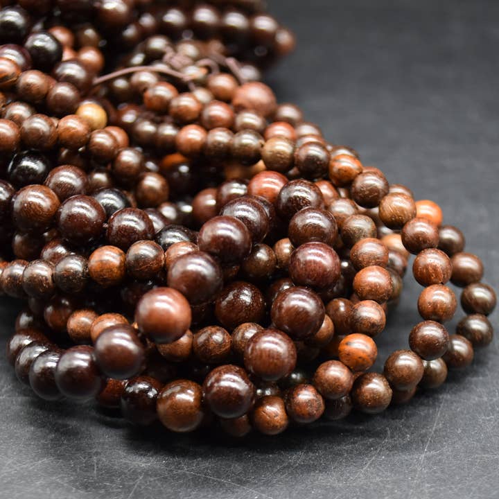 Mala de prière en perles rondes en bois de rose rouge foncé naturel pour la vente par Oriental Direct Craft Supplies