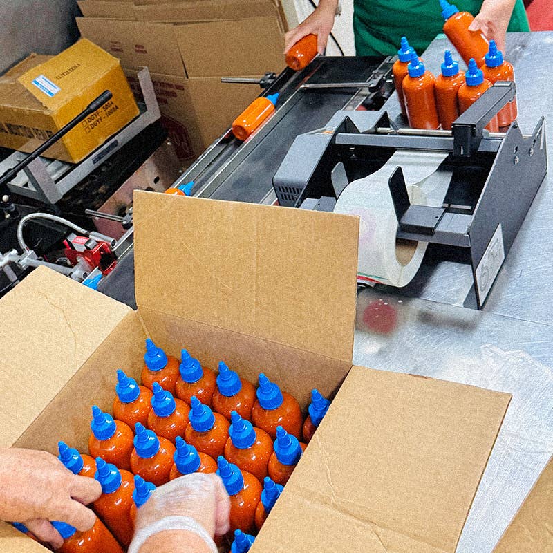 Tango - Wholesale Hot Sauce - Sriracha Tango9