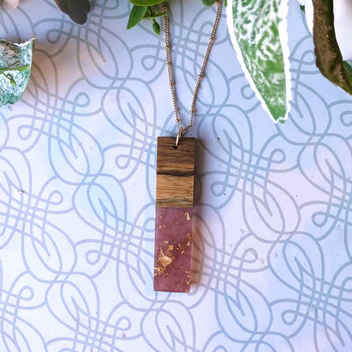 Halskette aus Holz und Harz für den Großhandel von Wonderfully Fashioned