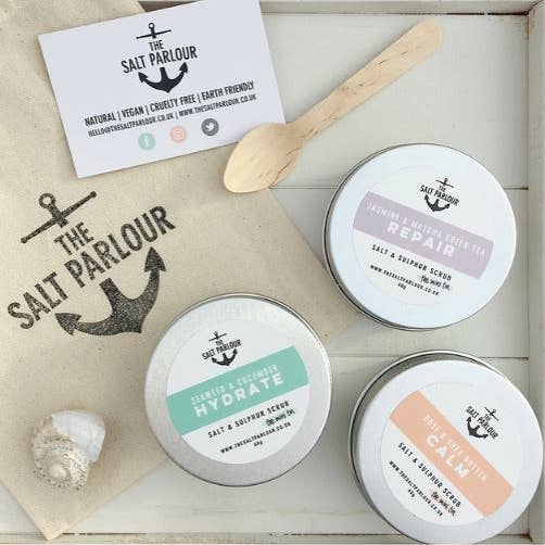 Ensemble de gommage « The Mini Tin » pour la vente par The Salt Parlour