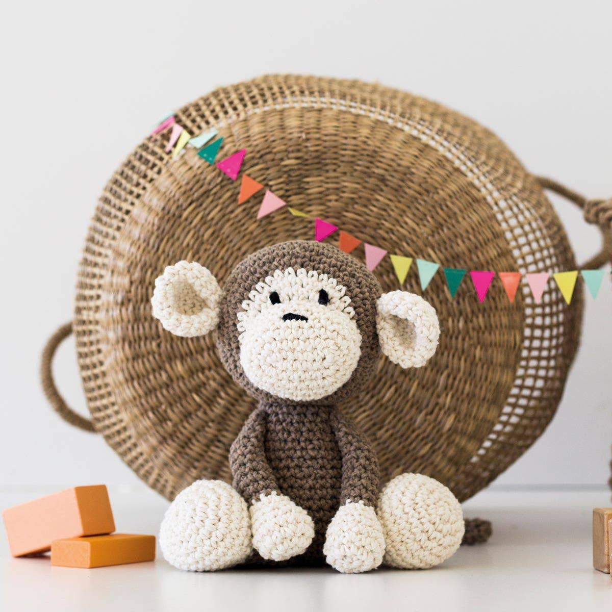 Hoooked Yarns - Vente Accessoire de tricot/crochet - Kit de crochet DIY singe amigurumi Mace