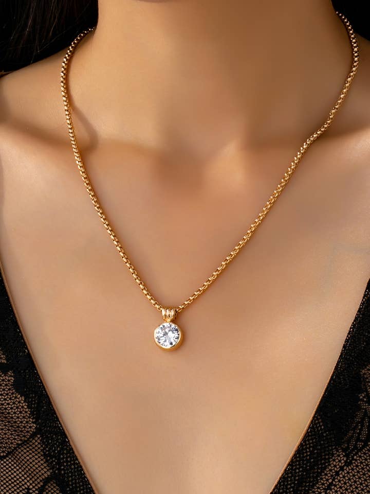 ROUND ZIRCON PENDANT NECKLACE | 80N92678 for wholesale by JOSSLYN by wall to wall