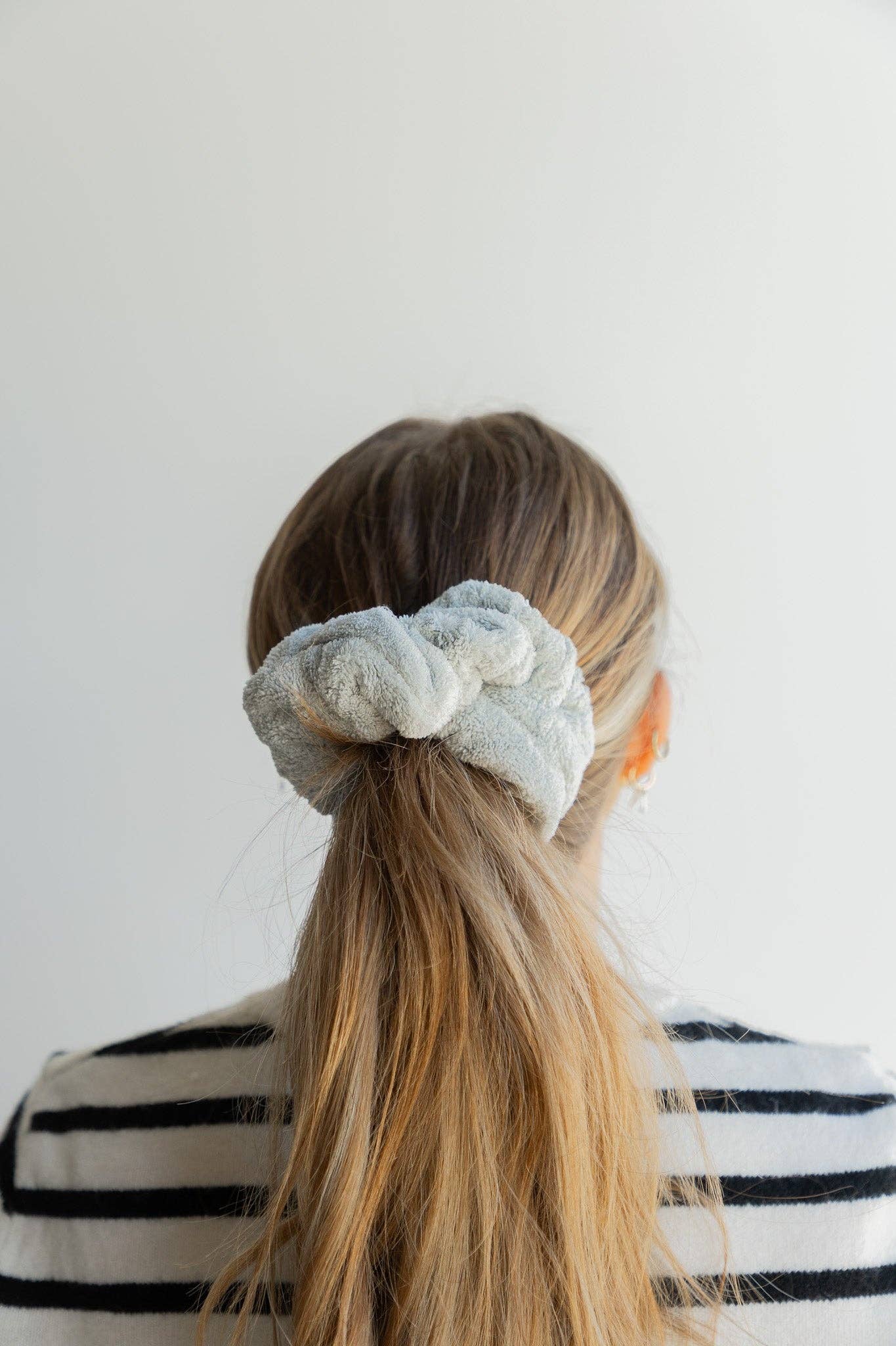 KAXI - Wholesale Scrunchie - Women's - OVERSIZED TOWEL SCRUNCHIES ( 18 COLORS )14